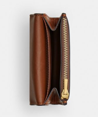 エッセンシャル フラップ カード ケース・ラブド レザー | COACH